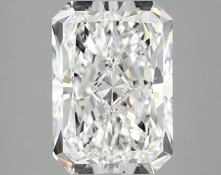 3.08 Carat Radiant Shaped Ideal Cut VVS2 IGI Certified Lab Grown Diamond