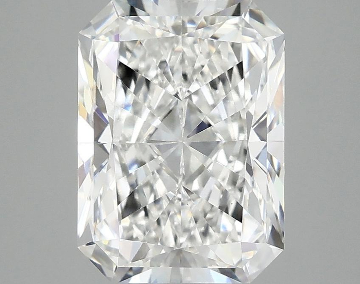 3.05 Carat Radiant Shaped Excellent Cut VS1 IGI Certified Lab Grown Diamond