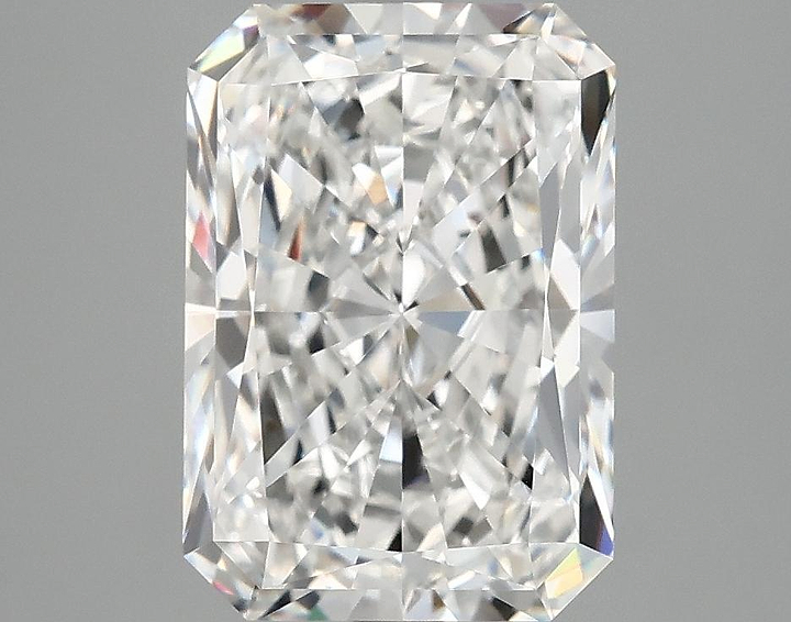 3.95 Carat Radiant Shaped Ideal Cut VVS2 IGI Certified Lab Grown Diamond