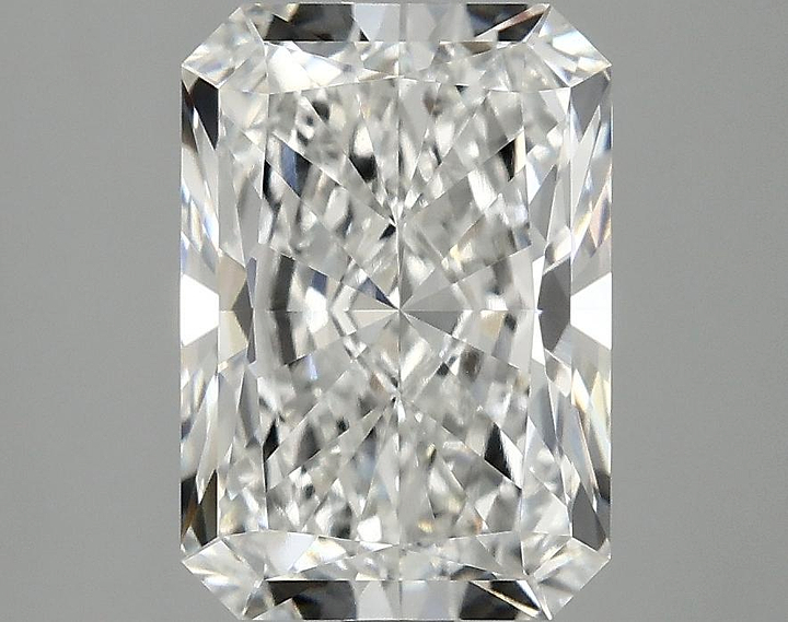 2.99 Carat Radiant Shaped Ideal Cut VVS2 IGI Certified Lab Grown Diamond