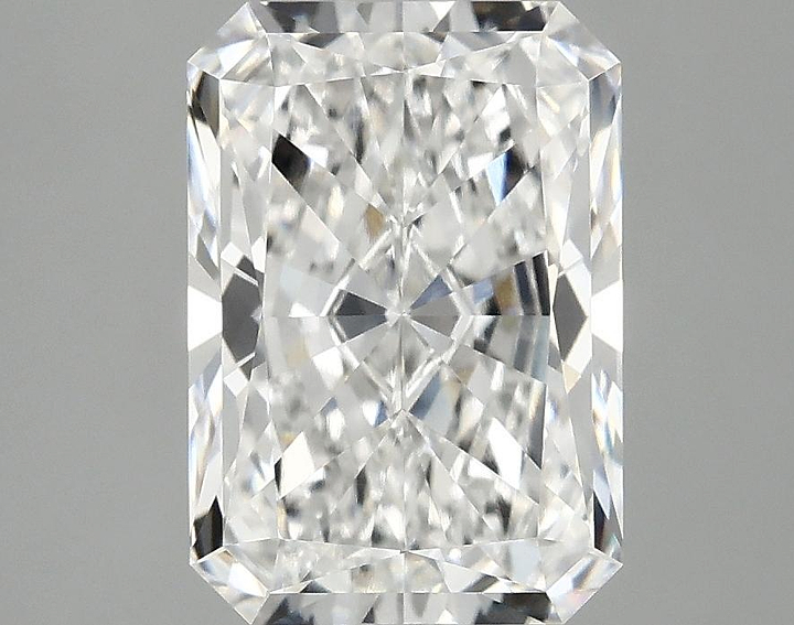 3.09 Carat Radiant Shaped Ideal Cut VVS2 IGI Certified Lab Grown Diamond