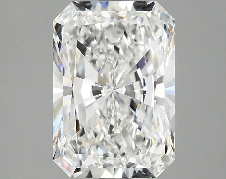 3.09 Carat Radiant Shaped Ideal Cut VVS2 IGI Certified Lab Grown Diamond