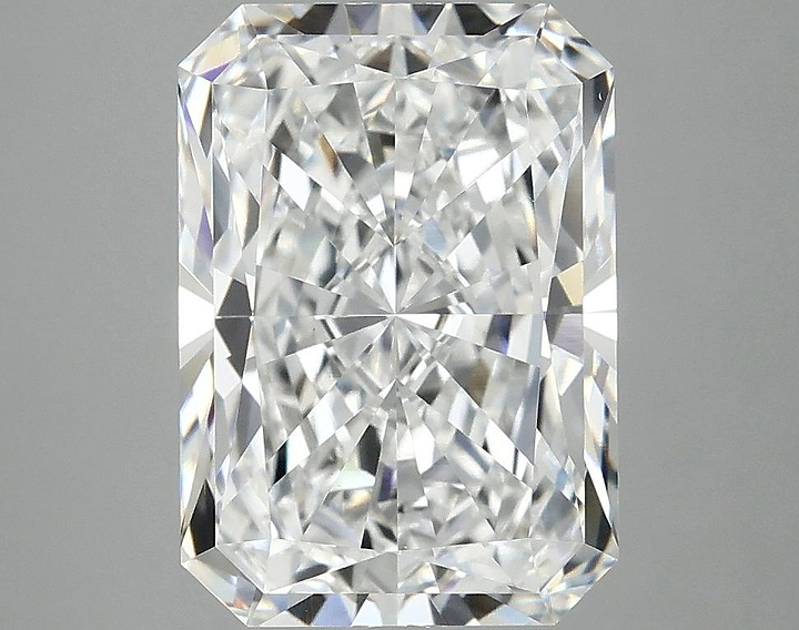 4.07 Carat Radiant Shaped Ideal Cut VVS2 IGI Certified Lab Grown Diamond