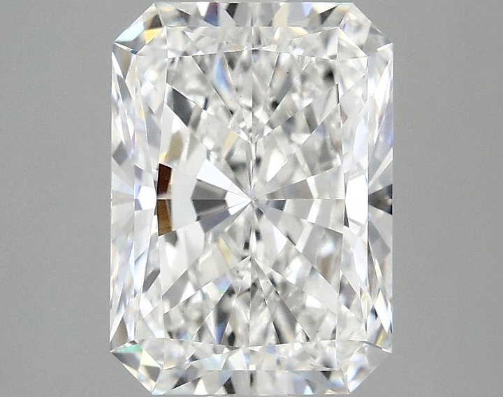 3.04 Carat Radiant Shaped Excellent Cut VS1 IGI Certified Lab Grown Diamond