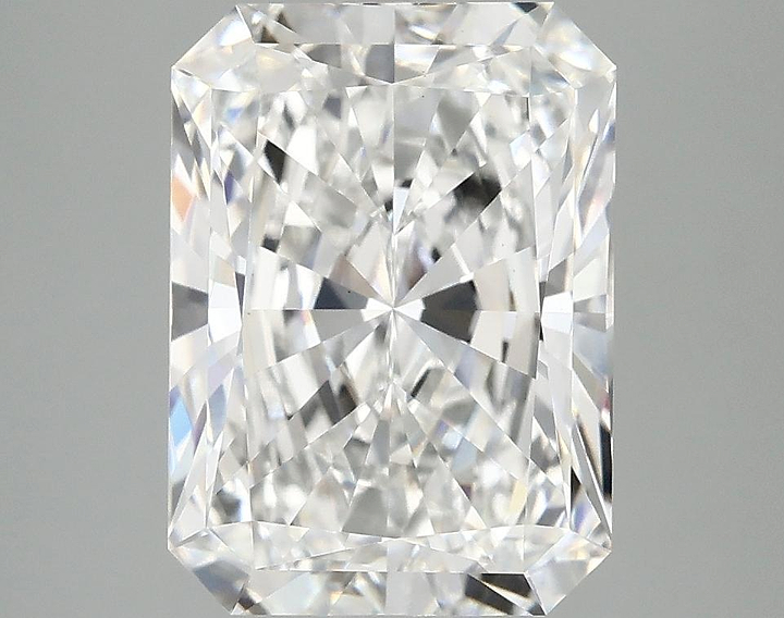 4.09 Carat Radiant Shaped Excellent Cut VS1 IGI Certified Lab Grown Diamond