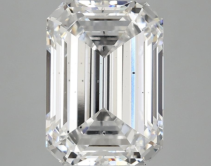 3.87 Carat Emerald Shaped Ideal Cut SI1 IGI Certified Lab Grown Diamond