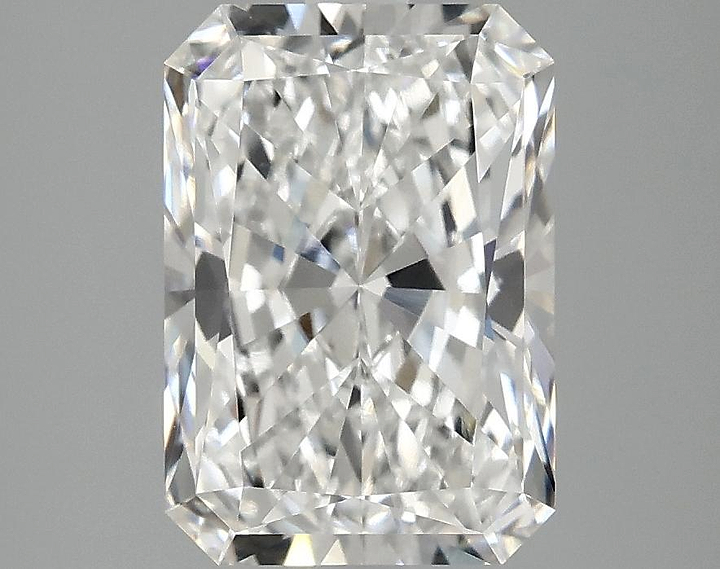 3.08 Carat Radiant Shaped Ideal Cut VVS2 IGI Certified Lab Grown Diamond