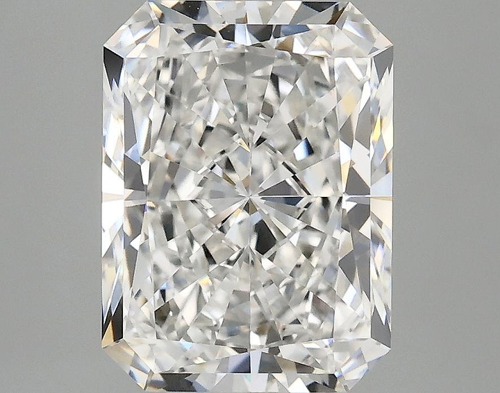 3.05 Carat Radiant Shaped Excellent Cut VVS2 IGI Certified Lab Grown Diamond