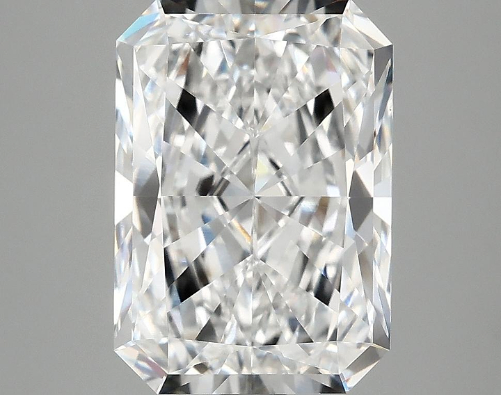 4.13 Carat Radiant Shaped Ideal Cut VVS2 IGI Certified Lab Grown Diamond