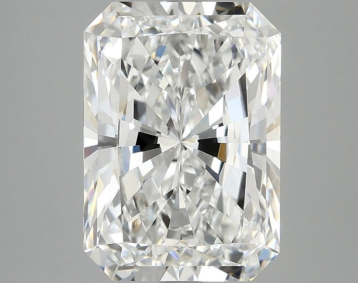 3.97 Carat Radiant Shaped Ideal Cut VVS2 IGI Certified Lab Grown Diamond