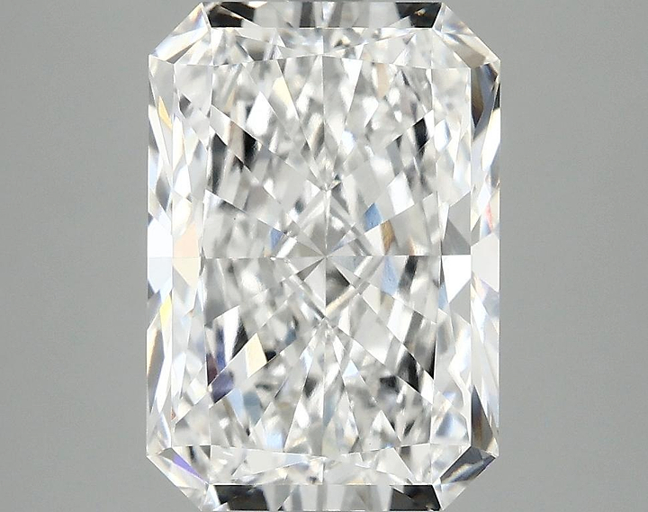 3.93 Carat Radiant Shaped Ideal Cut VVS2 IGI Certified Lab Grown Diamond