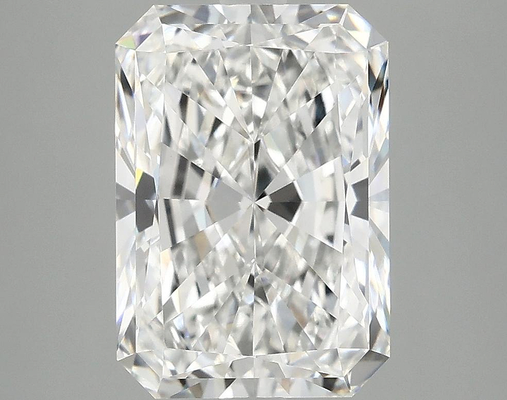 4.05 Carat Radiant Shaped Ideal Cut VVS2 IGI Certified Lab Grown Diamond