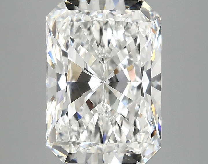 4.19 Carat Radiant Shaped Ideal Cut VVS2 IGI Certified Lab Grown Diamond