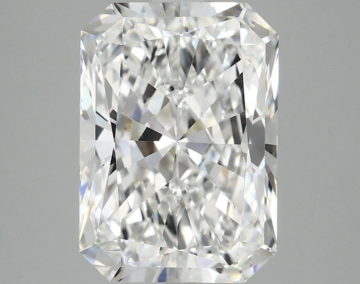 4.04 Carat Radiant Shaped Ideal Cut VVS2 IGI Certified Lab Grown Diamond