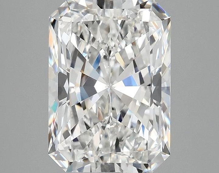 2.95 Carat Radiant Shaped Ideal Cut VVS2 IGI Certified Lab Grown Diamond
