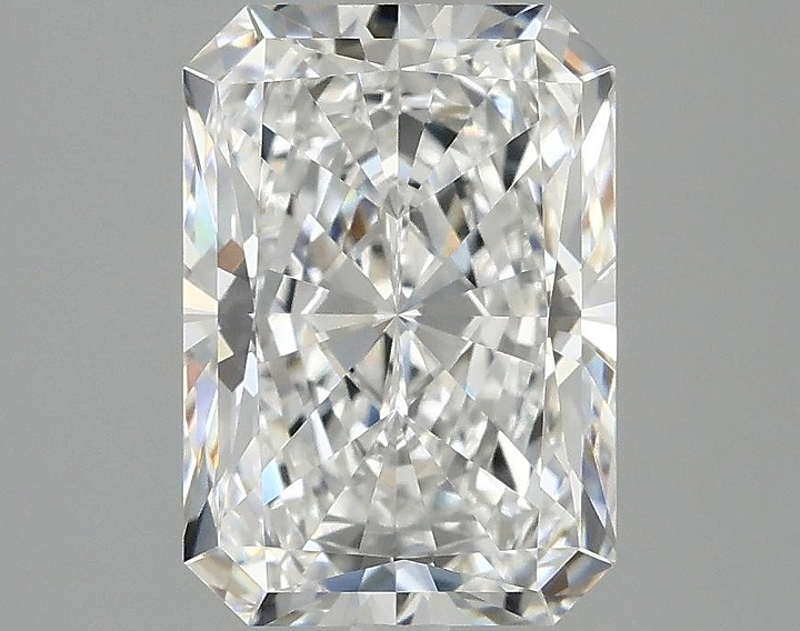 2.89 Carat Radiant Shaped Ideal Cut VVS2 IGI Certified Lab Grown Diamond