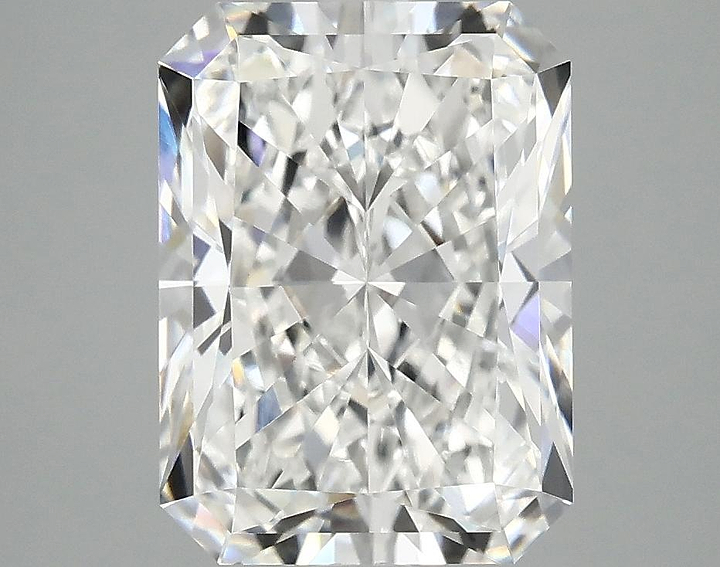 4.03 Carat Radiant Shaped Excellent Cut VVS2 IGI Certified Lab Grown Diamond