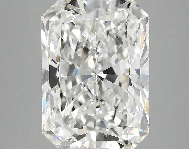 3.94 Carat Radiant Shaped Excellent Cut VVS2 IGI Certified Lab Grown Diamond