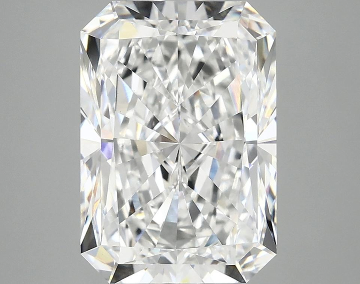 3.98 Carat Radiant Shaped Ideal Cut VVS2 IGI Certified Lab Grown Diamond