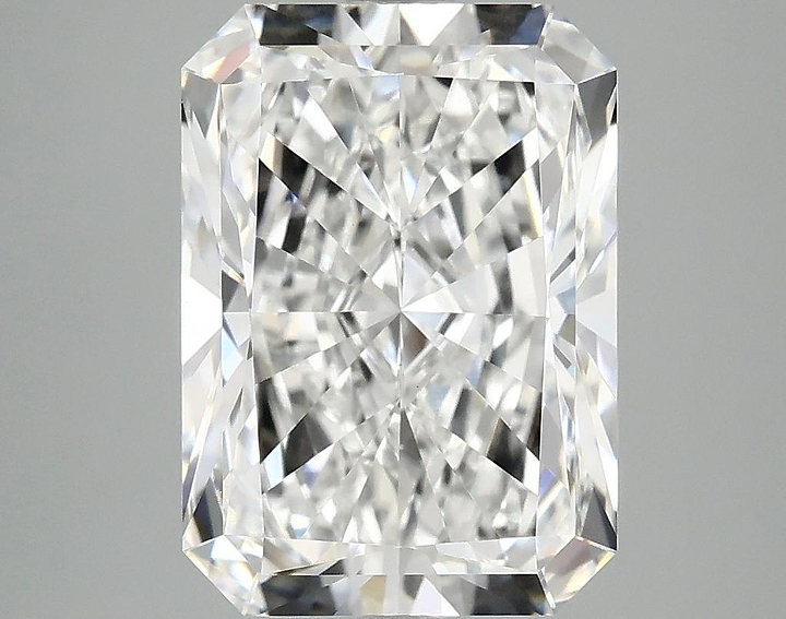 4.98 Carat Radiant Shaped Ideal Cut VS1 IGI Certified Lab Grown Diamond