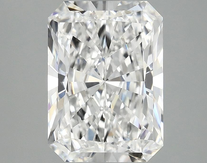 3.08 Carat Radiant Shaped Ideal Cut VVS2 IGI Certified Lab Grown Diamond