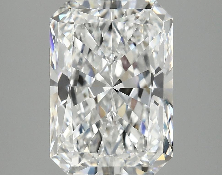 4.1 Carat Radiant Shaped Ideal Cut VVS2 IGI Certified Lab Grown Diamond