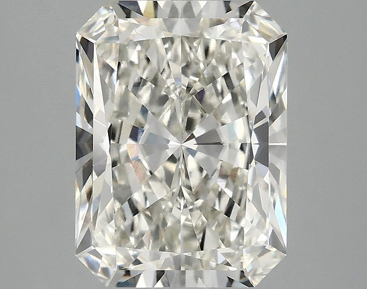 3.08 Carat Radiant Shaped Excellent Cut VVS2 IGI Certified Lab Grown Diamond
