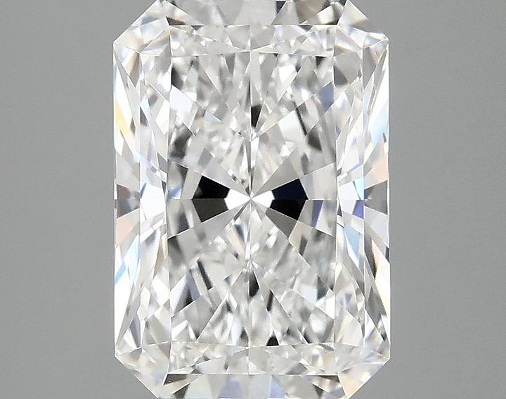 3.05 Carat Radiant Shaped Ideal Cut VVS2 IGI Certified Lab Grown Diamond