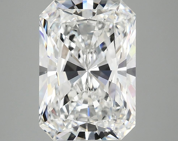 4.09 Carat Radiant Shaped Ideal Cut VVS2 IGI Certified Lab Grown Diamond
