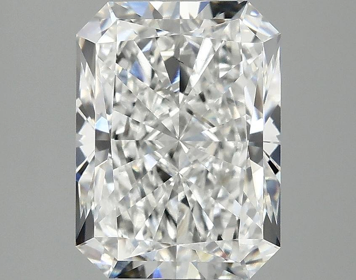 2.86 Carat Radiant Shaped Excellent Cut VS1 IGI Certified Lab Grown Diamond