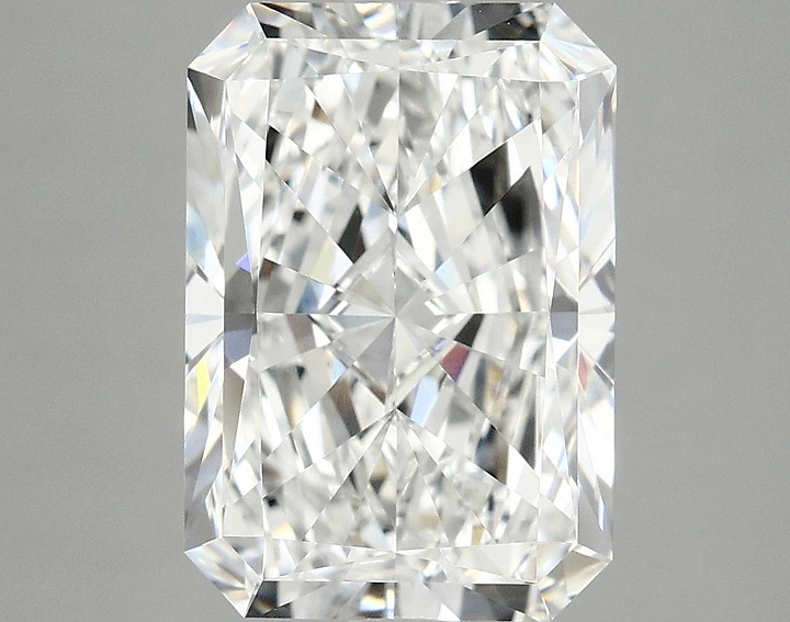 3.91 Carat Radiant Shaped Ideal Cut VVS2 IGI Certified Lab Grown Diamond