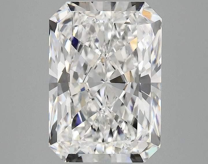 3.94 Carat Radiant Shaped Ideal Cut VVS2 IGI Certified Lab Grown Diamond