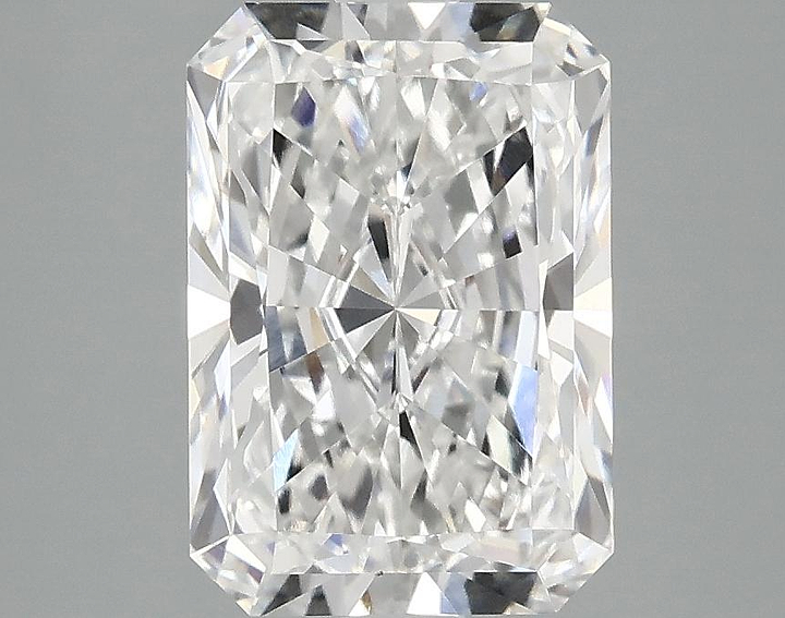 2.87 Carat Radiant Shaped Ideal Cut VS1 IGI Certified Lab Grown Diamond