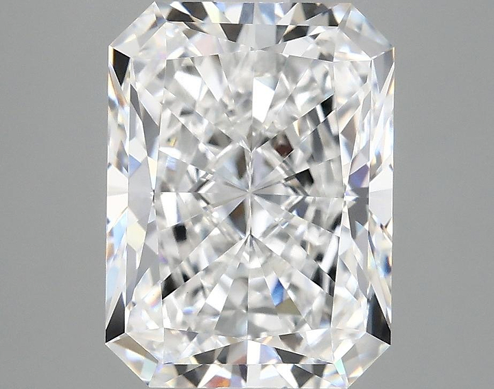 4.07 Carat Radiant Shaped Excellent Cut VVS2 IGI Certified Lab Grown Diamond