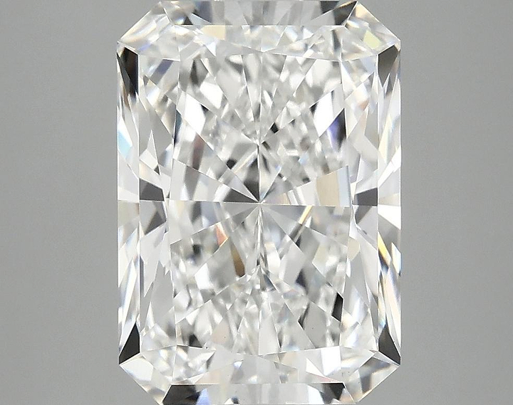 4.02 Carat Radiant Shaped Ideal Cut VVS2 IGI Certified Lab Grown Diamond
