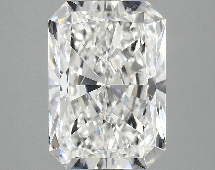 2.98 Carat Radiant Shaped Ideal Cut VVS2 IGI Certified Lab Grown Diamond