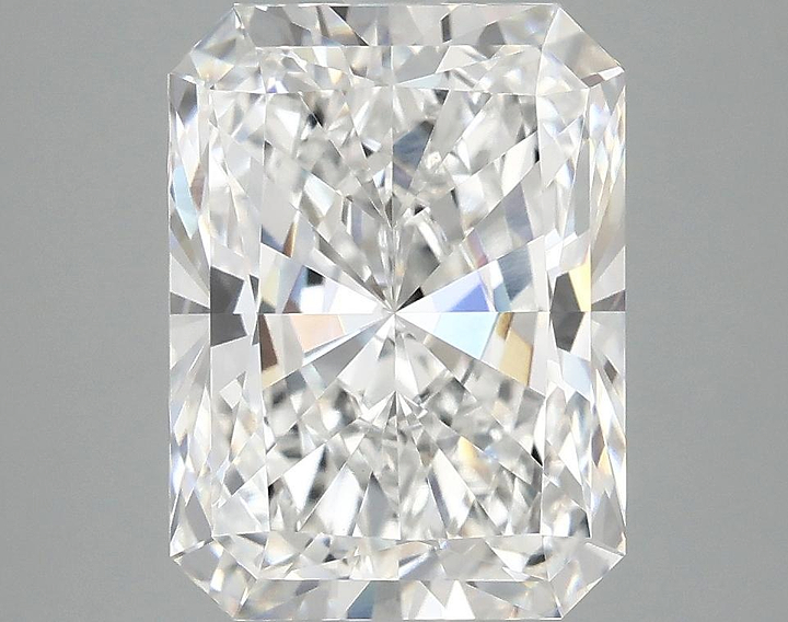 4.03 Carat Radiant Shaped Excellent Cut VVS2 IGI Certified Lab Grown Diamond