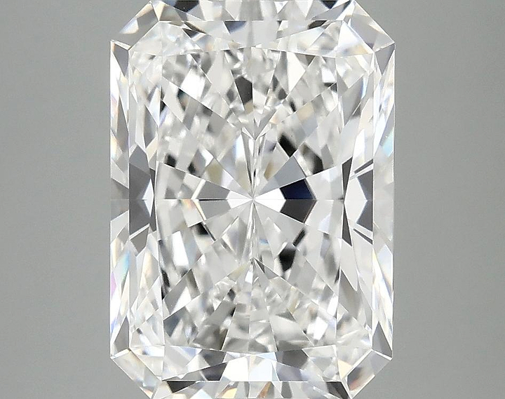 4.07 Carat Radiant Shaped Ideal Cut VS1 IGI Certified Lab Grown Diamond