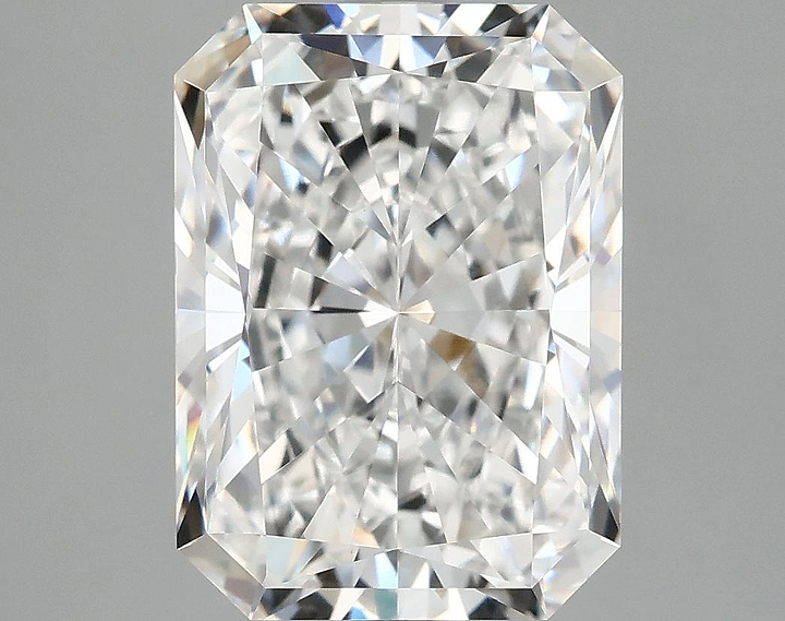 4.09 Carat Radiant Shaped Excellent Cut VVS2 IGI Certified Lab Grown Diamond