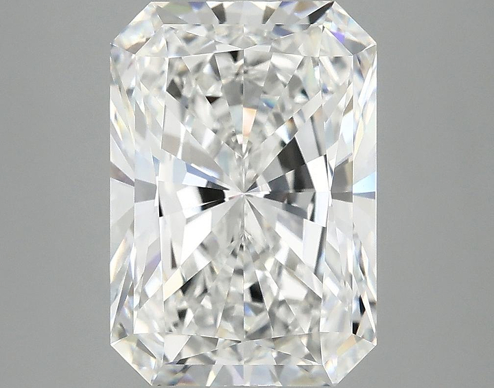 4.07 Carat Radiant Shaped Ideal Cut VVS2 IGI Certified Lab Grown Diamond