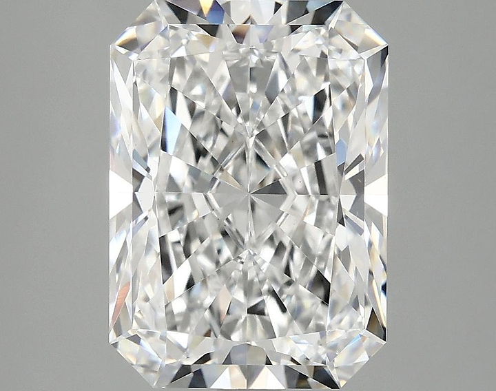 4.13 Carat Radiant Shaped Ideal Cut VS1 IGI Certified Lab Grown Diamond
