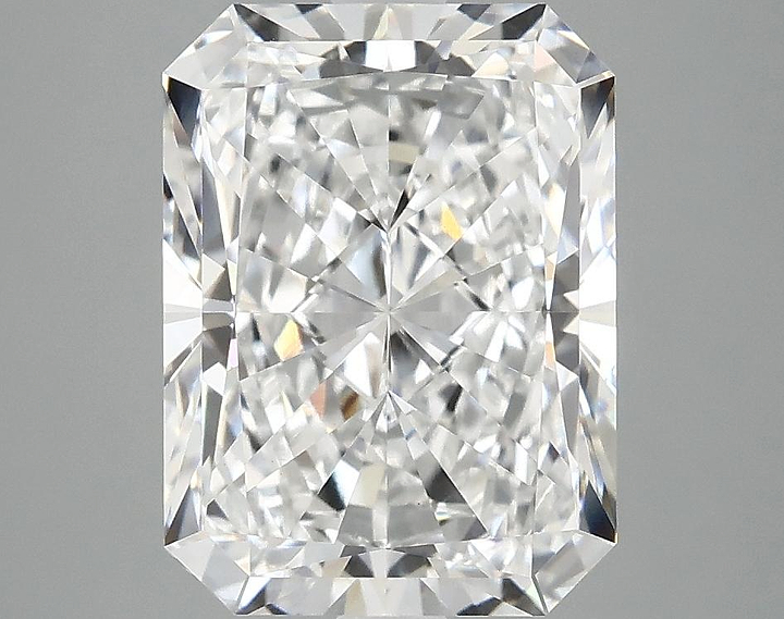 4.16 Carat Radiant Shaped Excellent Cut VVS2 IGI Certified Lab Grown Diamond