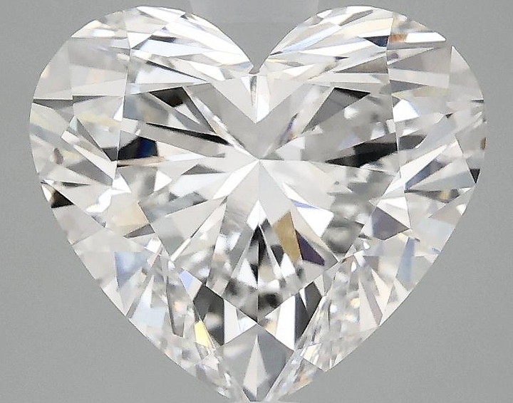 3.06 Carat Heart Shaped Ideal Cut VS1 IGI Certified Lab Grown Diamond