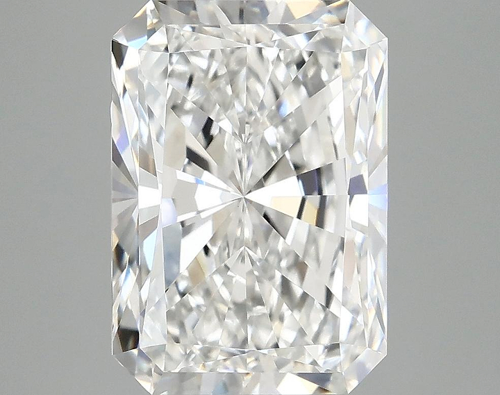 4.04 Carat Radiant Shaped Ideal Cut VVS2 IGI Certified Lab Grown Diamond