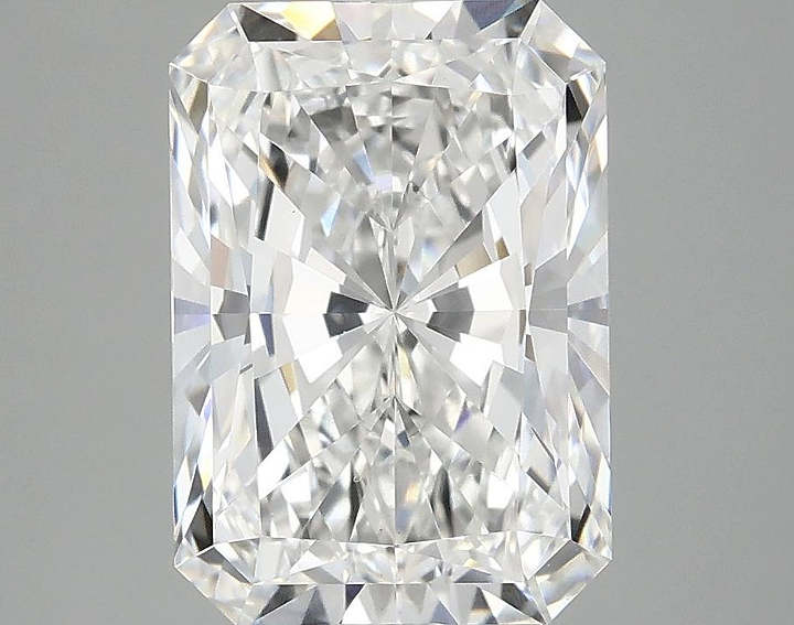 3.09 Carat Radiant Shaped Ideal Cut VS1 IGI Certified Lab Grown Diamond