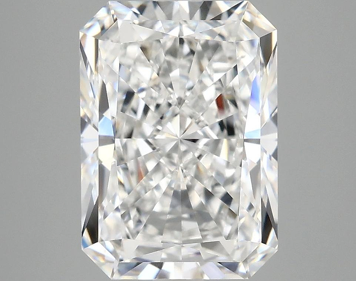 4.01 Carat Radiant Shaped Ideal Cut VVS2 IGI Certified Lab Grown Diamond