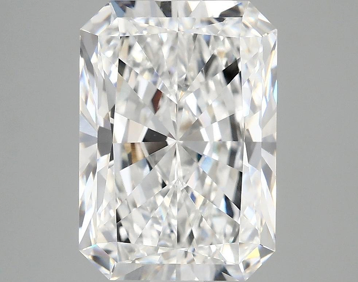 4.19 Carat Radiant Shaped Ideal Cut VVS2 IGI Certified Lab Grown Diamond