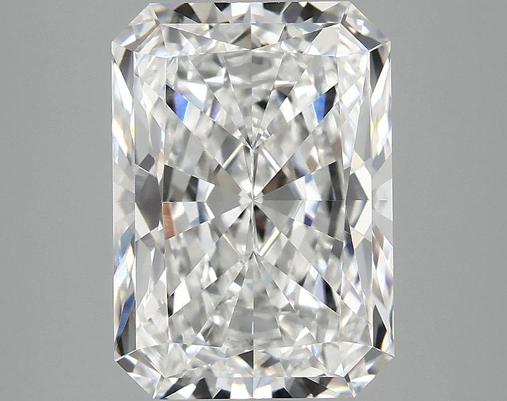 4.02 Carat Radiant Shaped Ideal Cut VVS2 IGI Certified Lab Grown Diamond