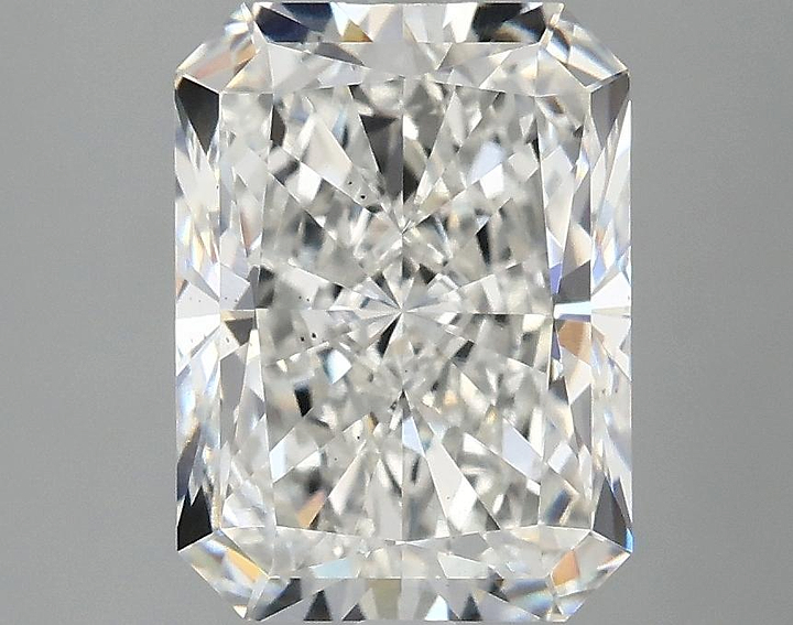 3.1 Carat Radiant Shaped Excellent Cut VS2 IGI Certified Lab Grown Diamond