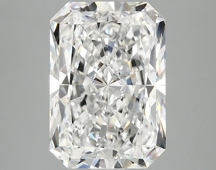 2.97 Carat Radiant Shaped Ideal Cut VVS2 IGI Certified Lab Grown Diamond